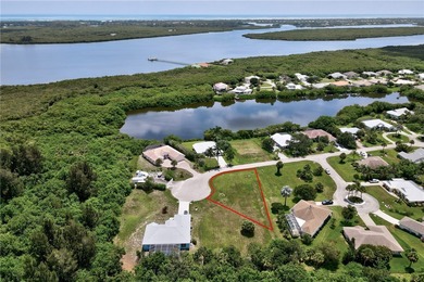 (private lake, pond, coastal) Lot For Sale in Vero Beach Florida