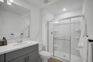 Welcome to this beautifully maintained, move-in ready townhome - photo 25