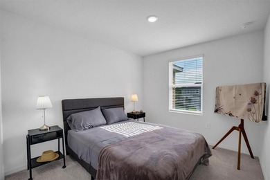 Welcome to this beautifully maintained, move-in ready townhome - photo 28