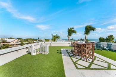 Stunning Plantation Key canal front pool home! This exceptional - photo 47