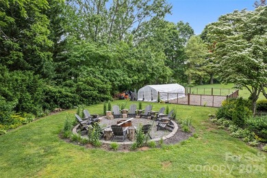Experience elevated mountain living with the rare combination of - photo 4