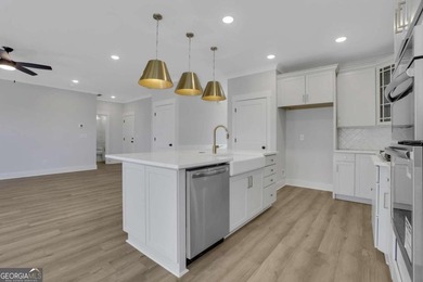 MOVE IN READY! Home is priced to sell! A massive FINISHED - photo 17