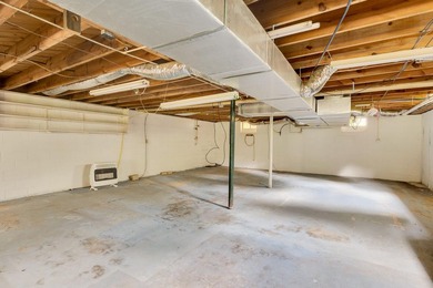 First time ever offered on the market! This well-maintained - photo 34