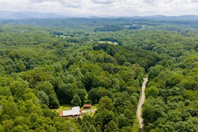 First time ever offered on the market! This well-maintained - photo 38