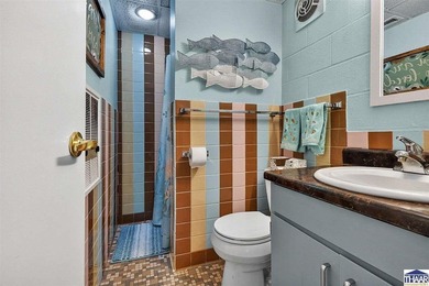 Welcome to Racoon Lake. This isn't just a property, but a dream - photo 40