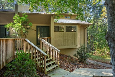 Lake Keowee Lot For Sale in Seneca South Carolina