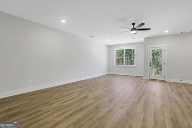 MOVE IN READY! Home is priced to sell! A massive FINISHED - photo 44