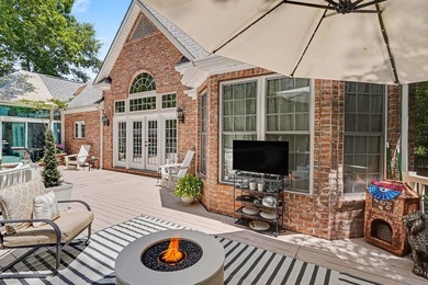 This exceptional 3-bedroom, 3.5-bath all-brick custom home is - photo 54