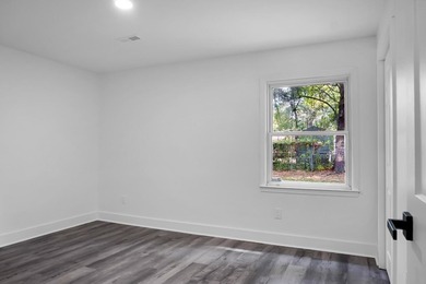 Welcome to 7618 Vanderbrook Place in North Charleston, a - photo 17