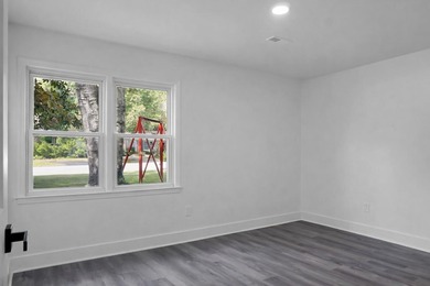 Welcome to 7618 Vanderbrook Place in North Charleston, a - photo 18