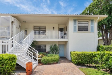 Lake Condo For Sale in Boynton Beach, Florida