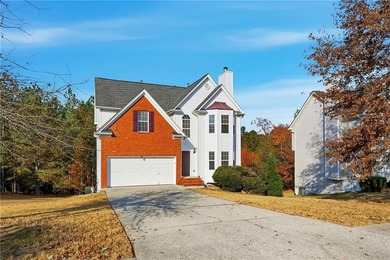 Beautifully renovated and move-in ready, this spacious 6-bedroom - photo 2