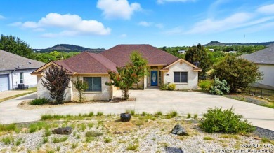 Canyon Lake Home For Sale in Canyon Lake Texas