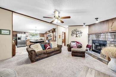 Welcome to 1422 Cat Mar Rd in Niceville -- a spacious and - photo 9