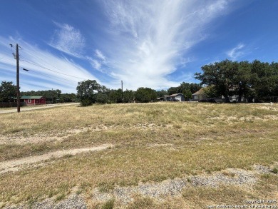 Lake Medina Lot For Sale in Bandera Texas
