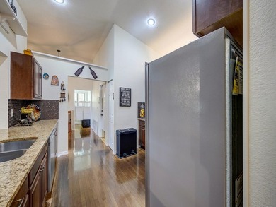 We're thrilled to present this lovely 4-bedroom, 2-bath home - photo 16