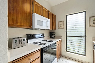 Well kept and nicely appointed vacation rental located near the - photo 19