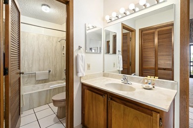 Well kept and nicely appointed vacation rental located near the - photo 21