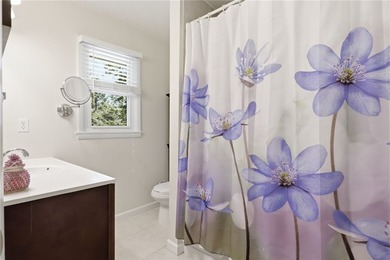 Rare opportunity to own this spacious 4 bedroom 3.5 bath ranch - photo 24