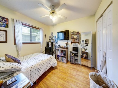 We're thrilled to present this lovely 4-bedroom, 2-bath home - photo 31