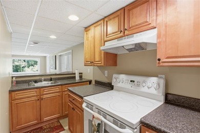 Rare opportunity to own this spacious 4 bedroom 3.5 bath ranch - photo 34