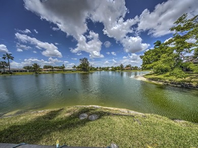 We're thrilled to present this lovely 4-bedroom, 2-bath home - photo 44