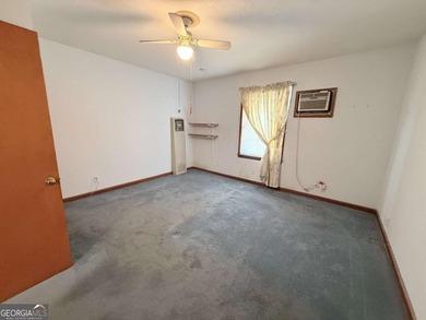 Spacious 3BR/2BA on Rare 1+ Acre Lot in Convenient Decatur -