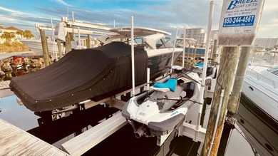 D-7 Boat slip is a 36 x 16 ft wt slip located in Marbella Yacht - photo 2
