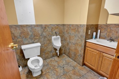 Property has been a Office supply business and warehouse - photo 39