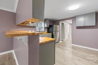 Don't miss this renovated, charming Savannah home offering the - photo 11