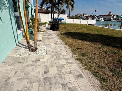 Virtually Staged. * PRICED AT APPRAISED VALUE * TURNKEY ALERT * - photo 11