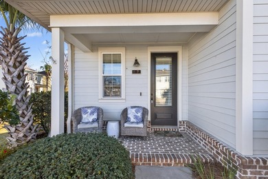 JUST REDUCED! UPGRADED AND UPDATED! This 2,348 SF corner-lot - photo 4