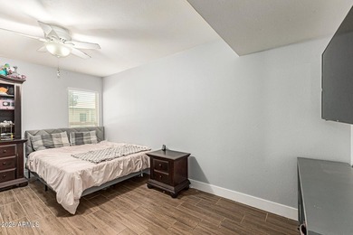 Check out this charming townhome in the peaceful Bellair! With 3 - photo 9