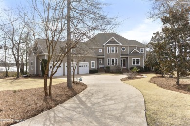 Lake Home For Sale in Bolivia, North Carolina