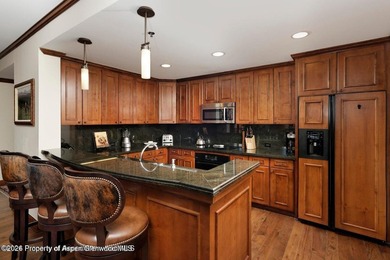 Experience luxury mountain living through fractional ownership - photo 4