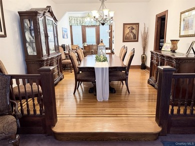 Enjoy a big, finished basement w/high ceilings. Sep. entrance - photo 6