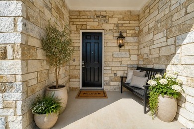 UNIT IS 103. Located in the highly sought-after Bonnell section - photo 2