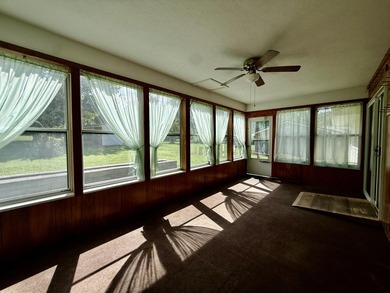 Welcome home to this beautiful 3-bedroom, 2.5-bath property - photo 23