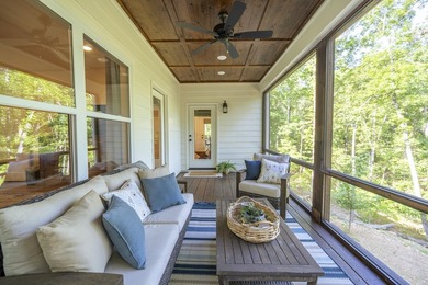 Beautiful 4 BR/3.5 Bath (plus game room) farm style home with - photo 34
