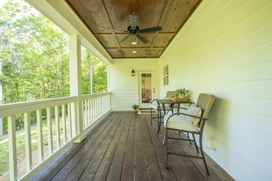 Beautiful 4 BR/3.5 Bath (plus game room) farm style home with - photo 36