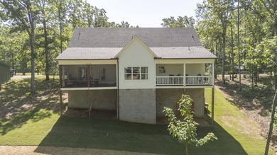 Beautiful 4 BR/3.5 Bath (plus game room) farm style home with - photo 37