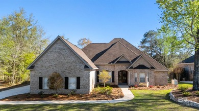 (private lake, pond, coastal) Home For Sale in Spanish Fort Alabama