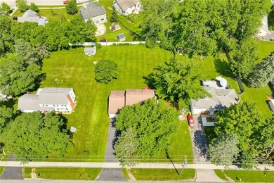 Welcome to 1108 State Road! Owned and lovingly cared for by the - photo 6