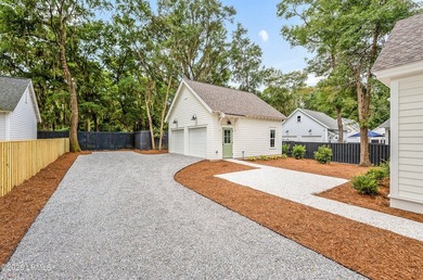 The Branford seamlessly blends Lowcountry charm with modern - photo 50