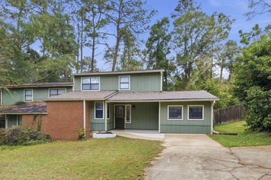Lake Jackson - Leon County Townhome/Townhouse Active Under Contract in Tallahassee Florida