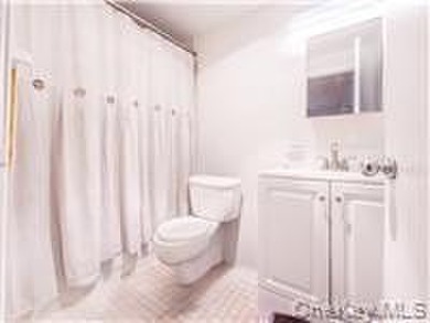Updated three-bedroom duplex in the heart of Harlem, featuring - photo 15