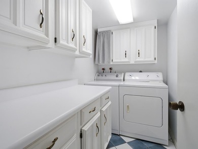 Enjoy easy living in this charming first-floor 2-bedroom - photo 16