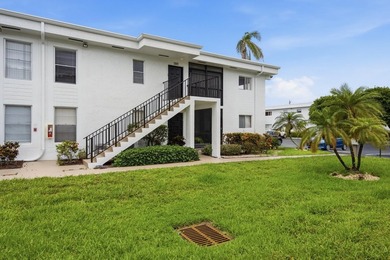 The perfect Delray Beach location with a maintenance-free - photo 22
