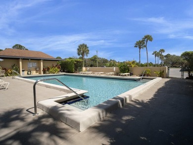 Enjoy easy living in this charming first-floor 2-bedroom - photo 25