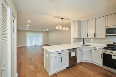 Just remodeled 2 bedroom-1.5 bath Condo available for SALE - photo 3